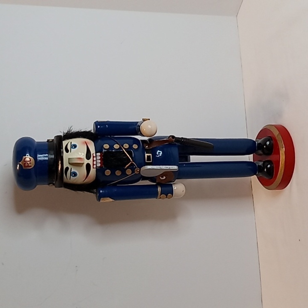 Northlight Christmas Wooden Police Officer Nutcrackwr With Billy Club & Whistle